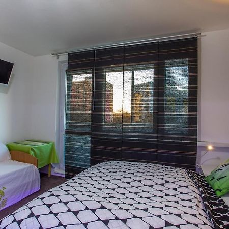ברטיסלאבה Studio Apartment Petrzalka Air-Conditioned 24H Check-In מראה חיצוני תמונה