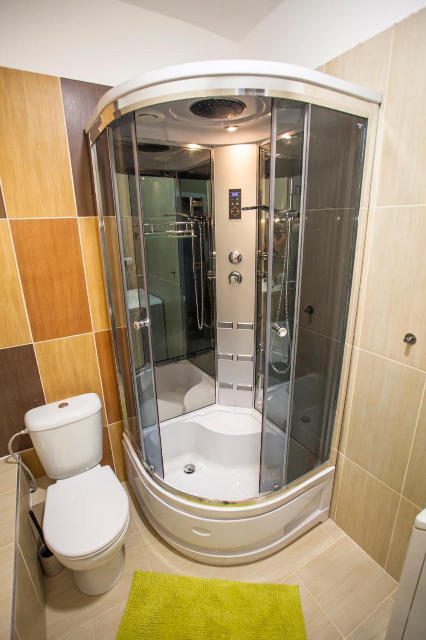 ברטיסלאבה Studio Apartment Petrzalka Air-Conditioned 24H Check-In מראה חיצוני תמונה