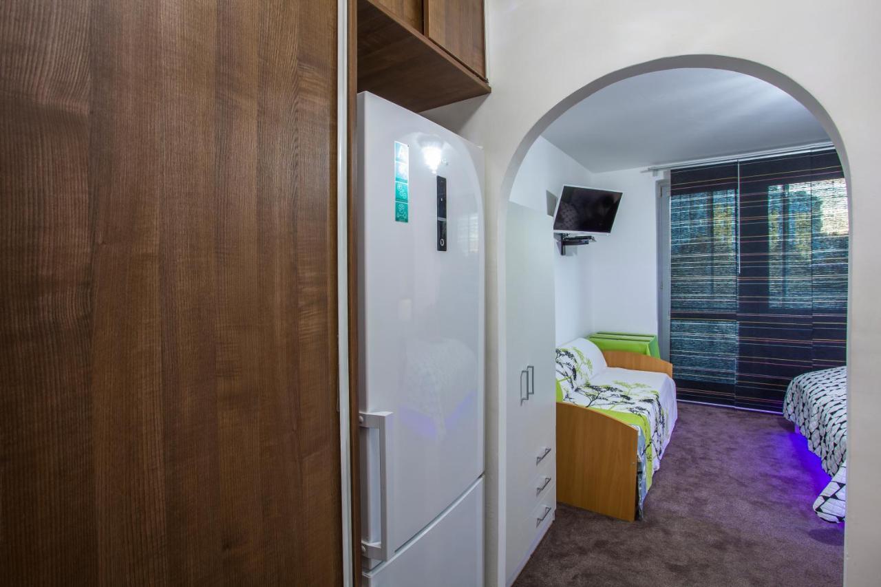 ברטיסלאבה Studio Apartment Petrzalka Air-Conditioned 24H Check-In מראה חיצוני תמונה
