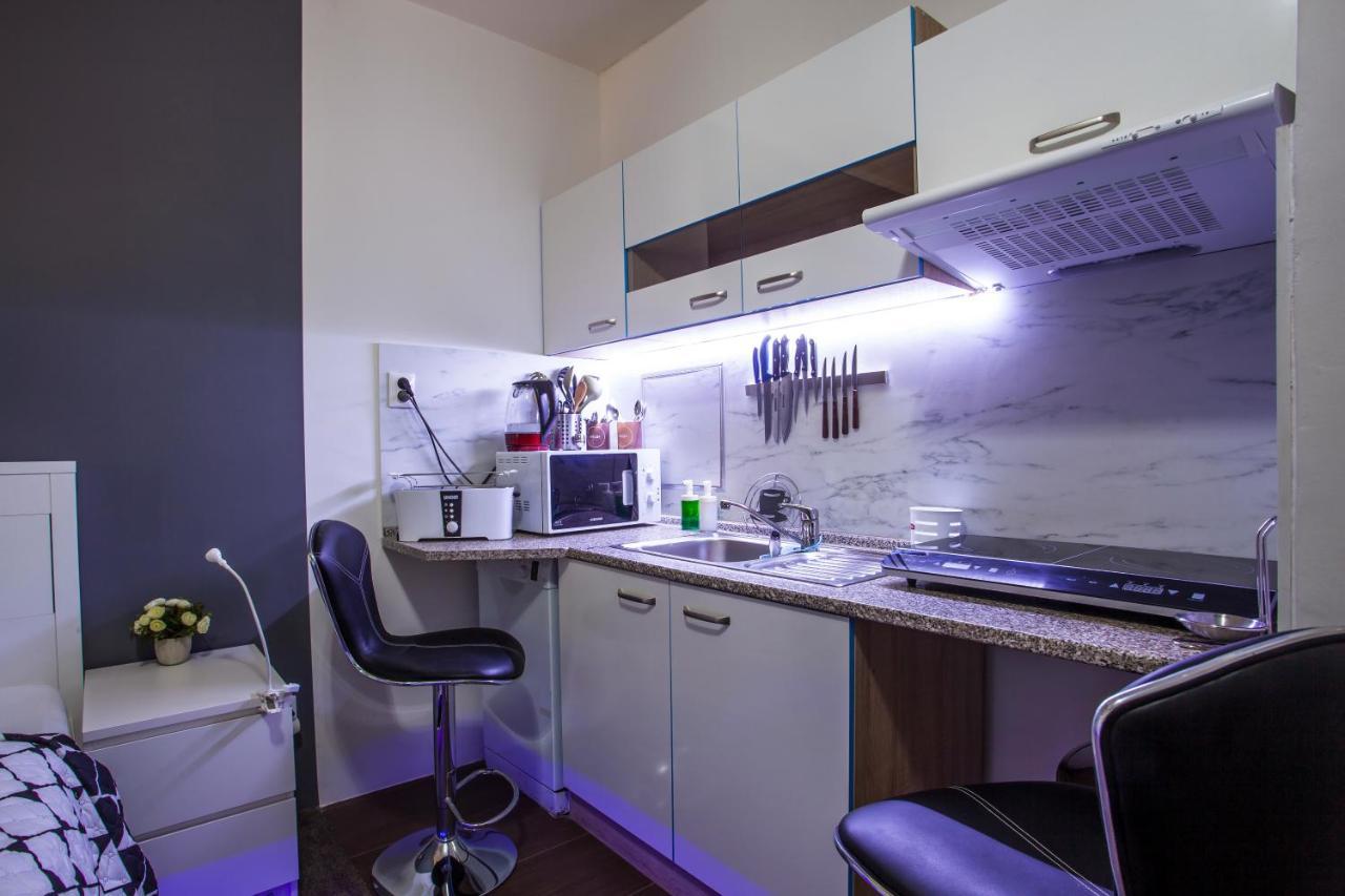 ברטיסלאבה Studio Apartment Petrzalka Air-Conditioned 24H Check-In מראה חיצוני תמונה